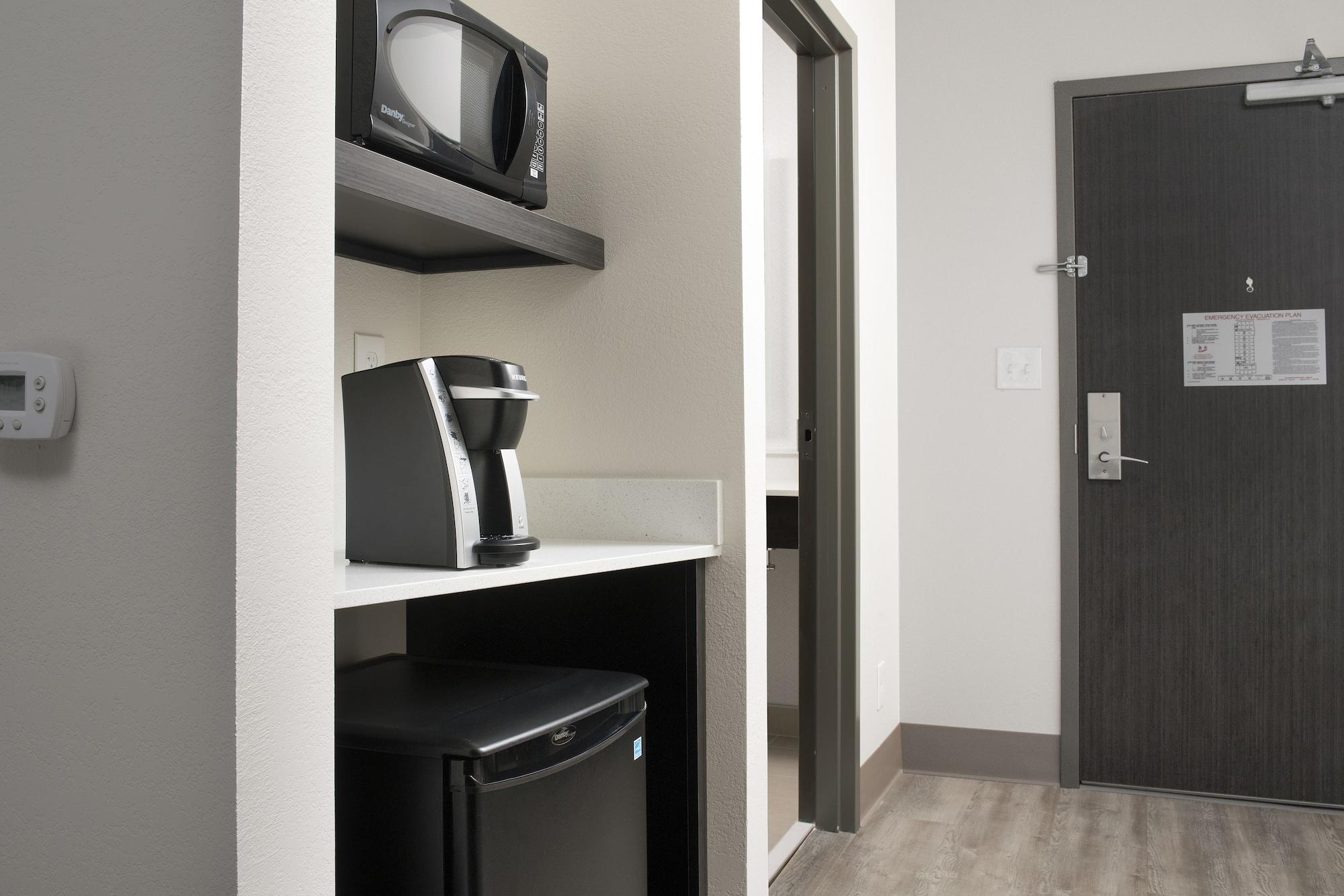 Hampton Inn Knoxville Clinton I-75 Екстериор снимка