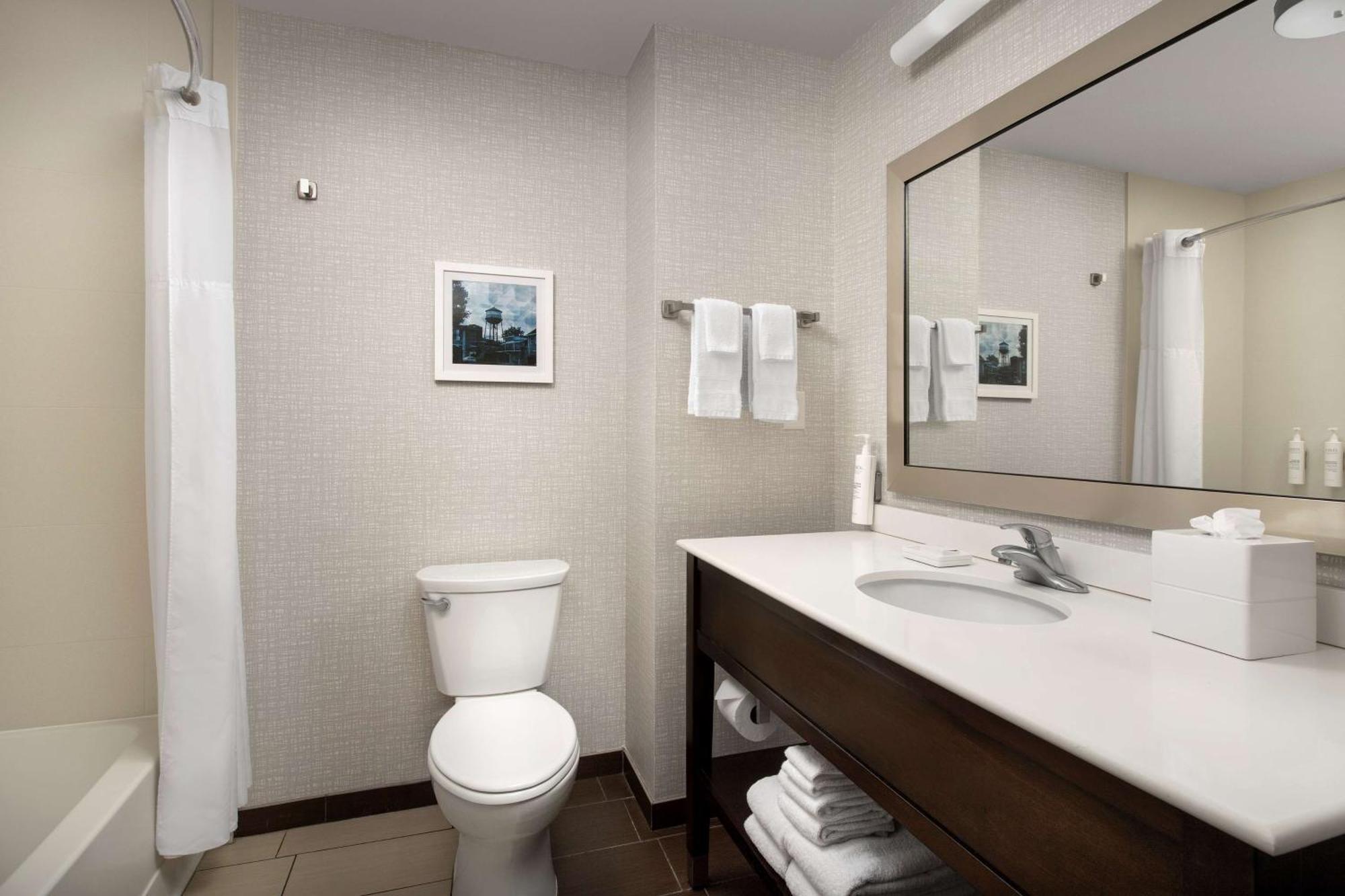 Hampton Inn Knoxville Clinton I-75 Екстериор снимка
